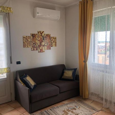 Apartment Verdiano ปาร์มา ภายนอก รูปภาพ